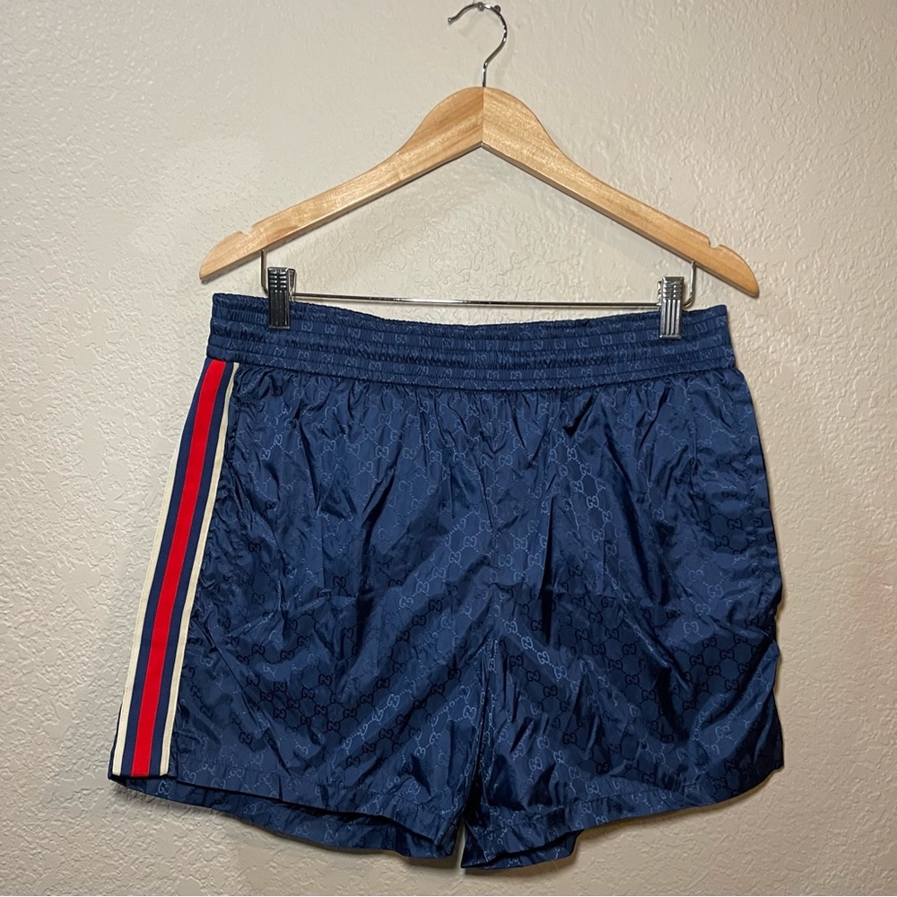 Gucci | Men’s Logo Swim Trunks Size; 52 - Picture 3 of 10